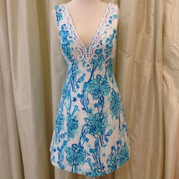 Lilly Pulitzer Dresses & Skirts - lilly pulitzer resort white back it up brynn dress